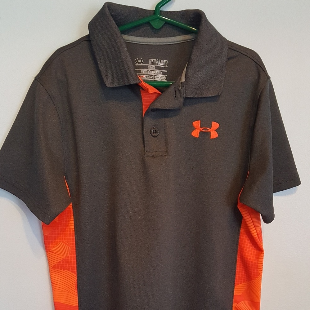 Under Armour boys shirt.